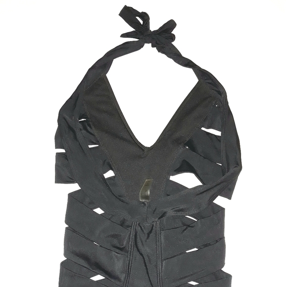 Slash Cut-out Swimsuit - Picture 7 of 12